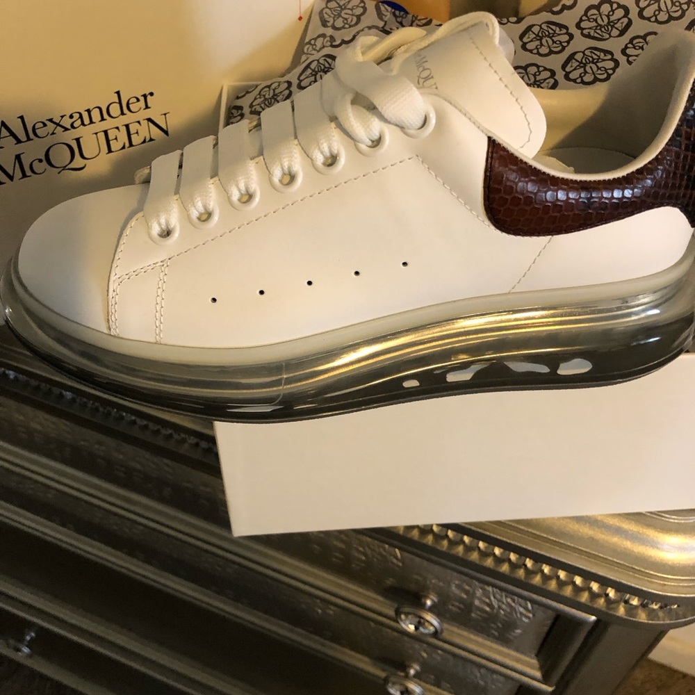 Alexander McQueen worn once too big size 39 men’s